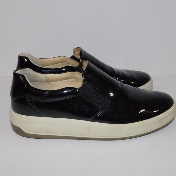 Ecco Women’s Soft 41 Black Patent Leather Slip on Sneaker - Picture 2 of 9